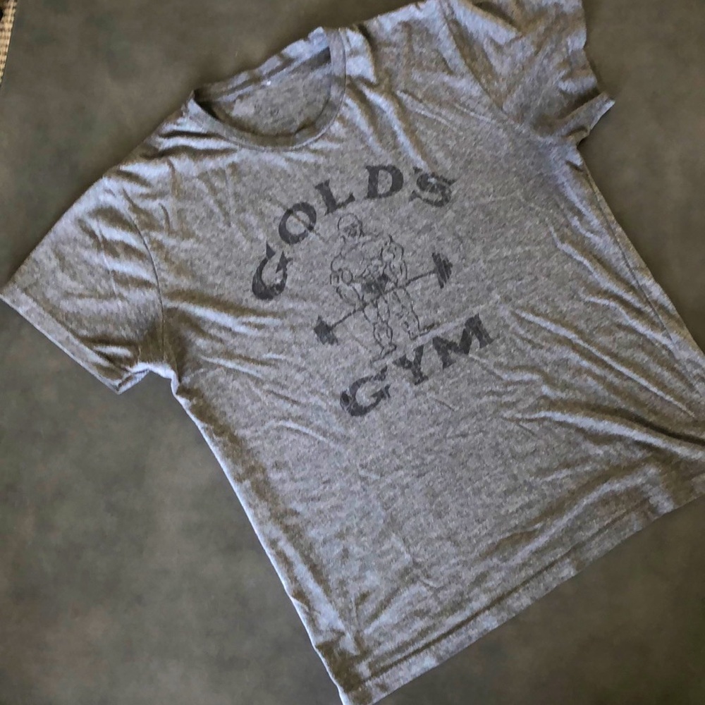 Gold’s Gym retro-style “Dad’s Tee”